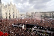 AC Milan - Campione d'Italia 2010-2011 C5525b132451811