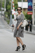 772bf863556041 Dannii Minogue shopping in Melbourne on 01/12/10 