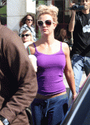 Britney Spears - Страница 4 5eeb8270053734
