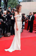 b32e7080714950.gif