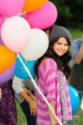 55fae188188681 Selena Gomez Films A Commerical For Her Dream Out  Loud Clothing Line